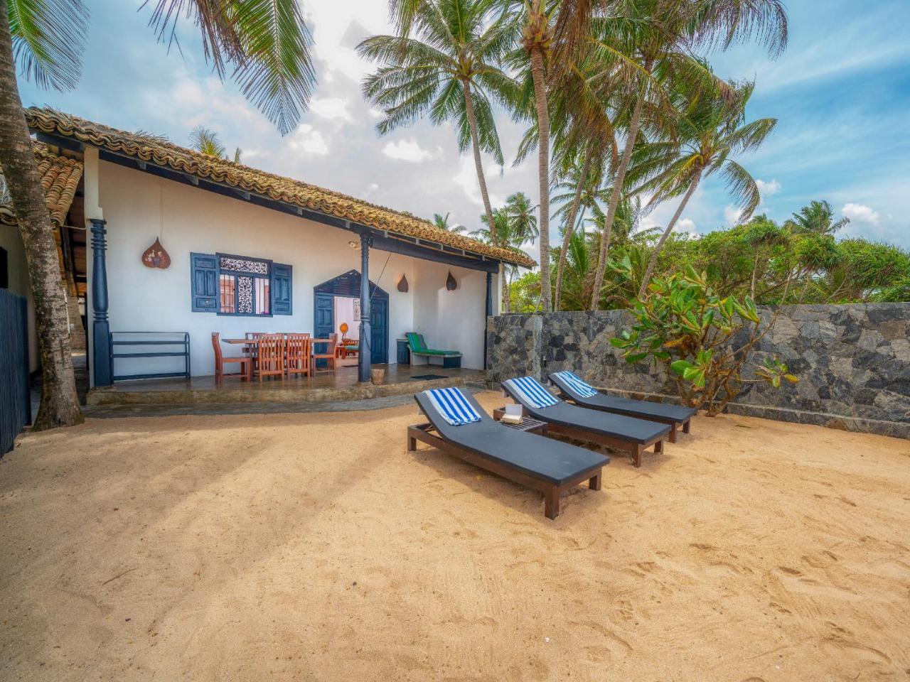 Blue Parrot Beach Villa Ambalangoda (Galle) Exterior foto